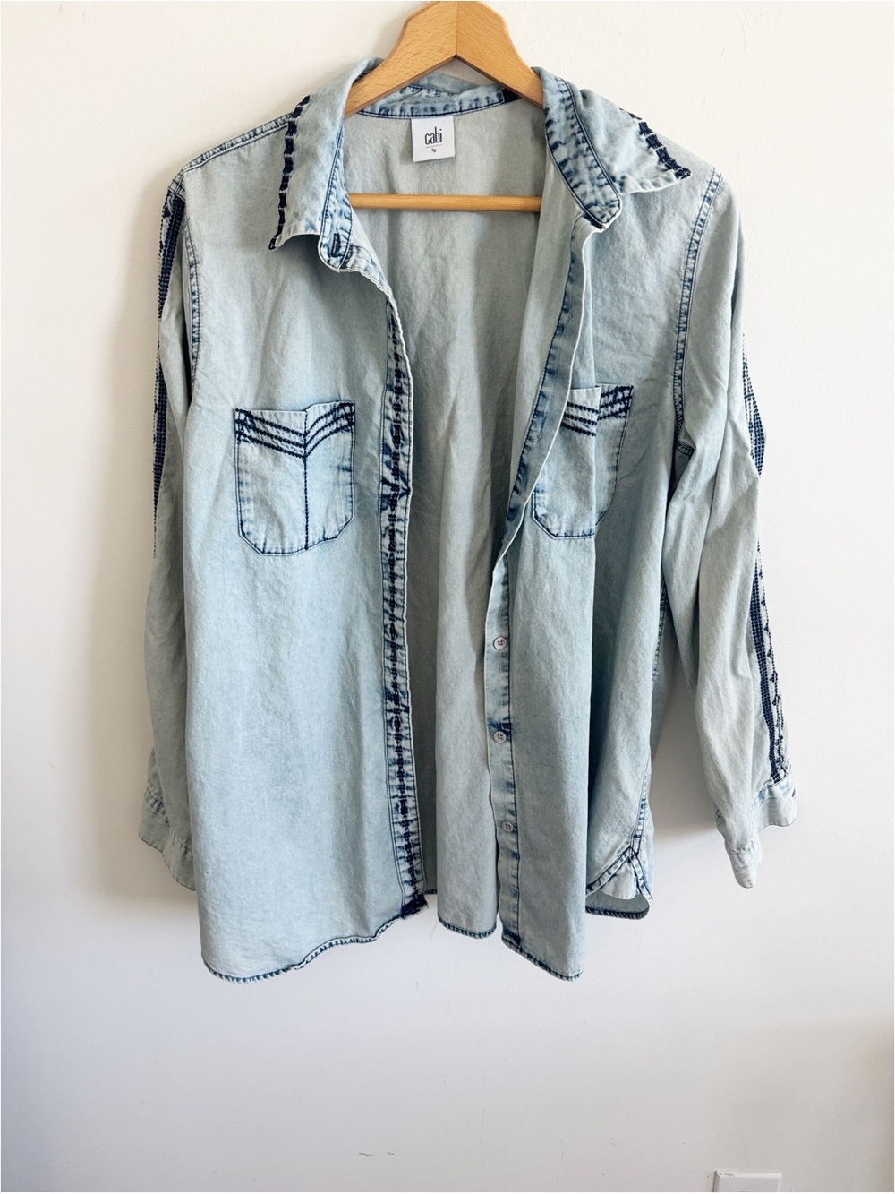 Cabi light wash chambray denim oversized embroidered top size large